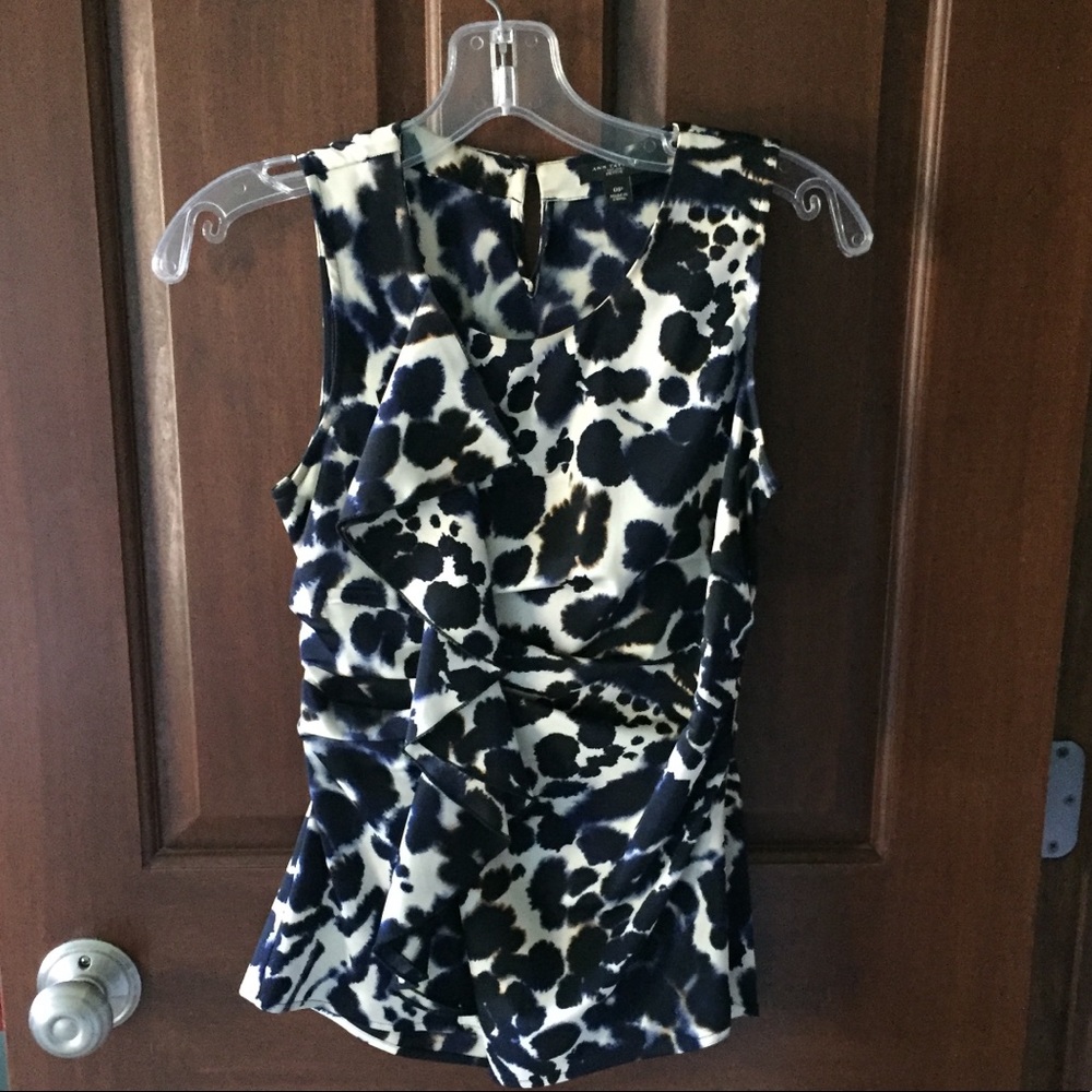 Ann Taylor sleeveless top